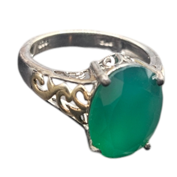 Onyx Ring - Picture 2 of 3